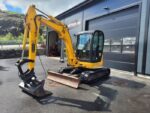 JCB 8045