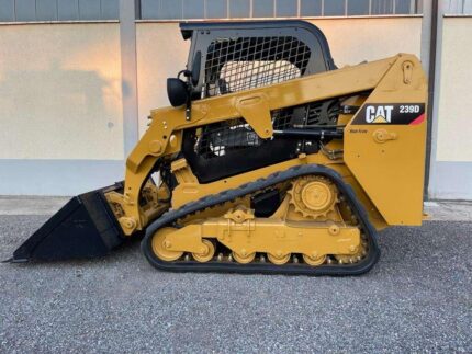CATERPILLAR 239D