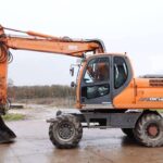 DOOSAN DX140W