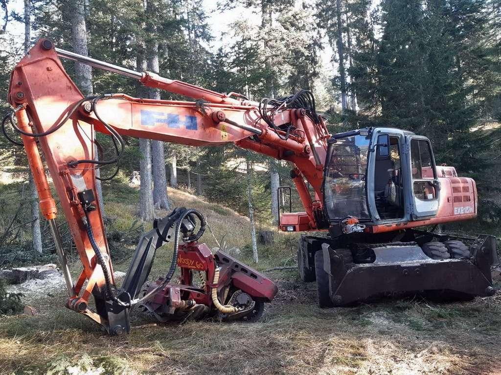 FIAT-HITACHI-EX215W-1.jpg FIAT HITACHI EX215W - Imagen 1