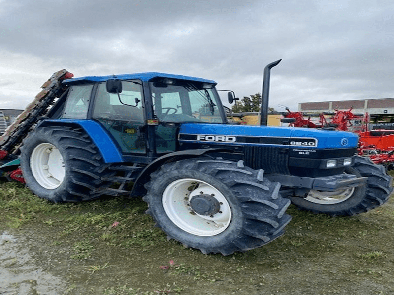 Ford.fw_.png FORD 8240 SLE 4WD - Imagen 1