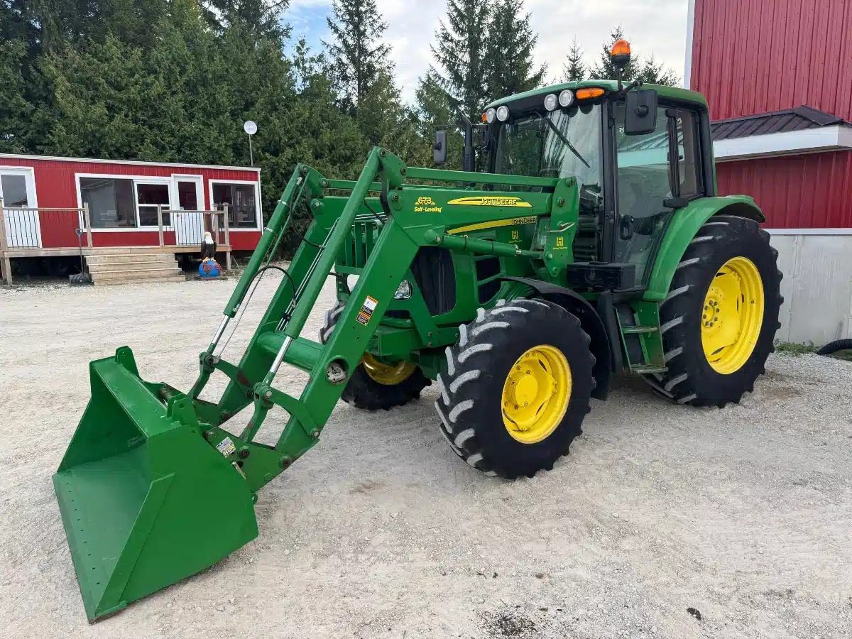 JOHN-DEERE-8.jpeg JOHN DEERE 6330 PREMIUM - Imagen 1