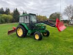 John Deere 2130