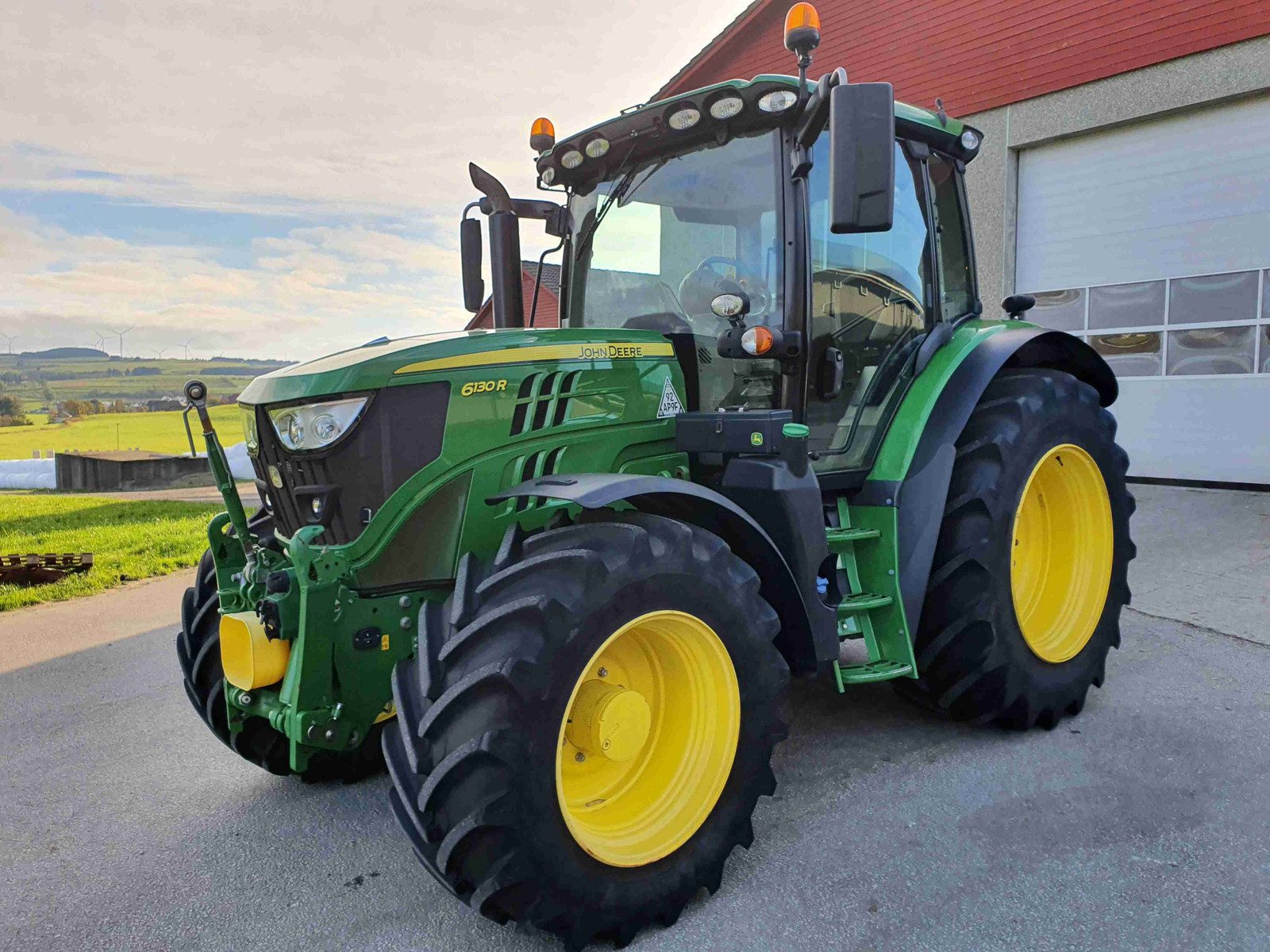 John-Deere-6130R-5.jpg John Deere 6130R - Imagen 1