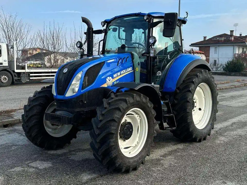 New_Holland_T5120_4x4_4_1 Tractor New Holland T5.120 4x4 - Imagen 1