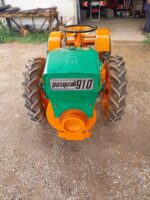 Tractor articulado Pasquali 910 con tracción a las cuatro ruedas, arado y cultivador. - Imagen 8