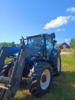 New Holland T6040