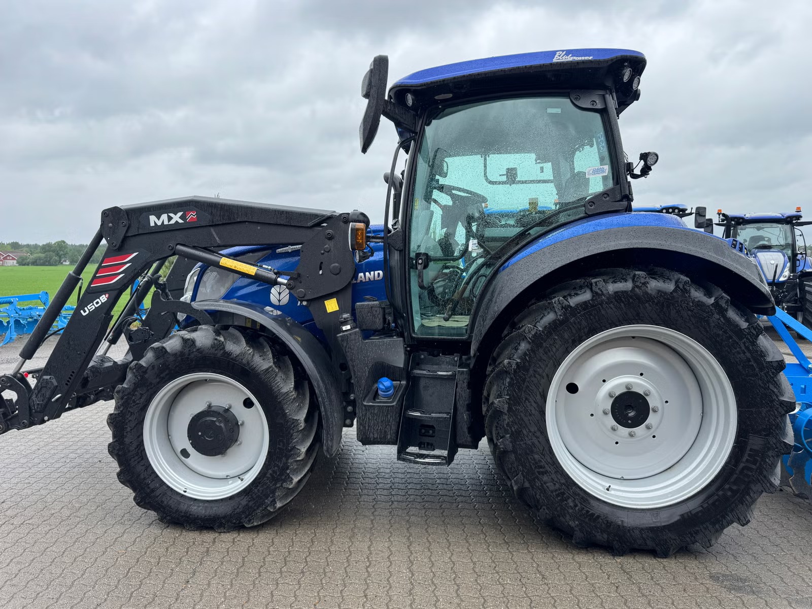 dd27f077-560b-4659-a994-c665c2b91ddd New Holland T5.140 - Imagen 1