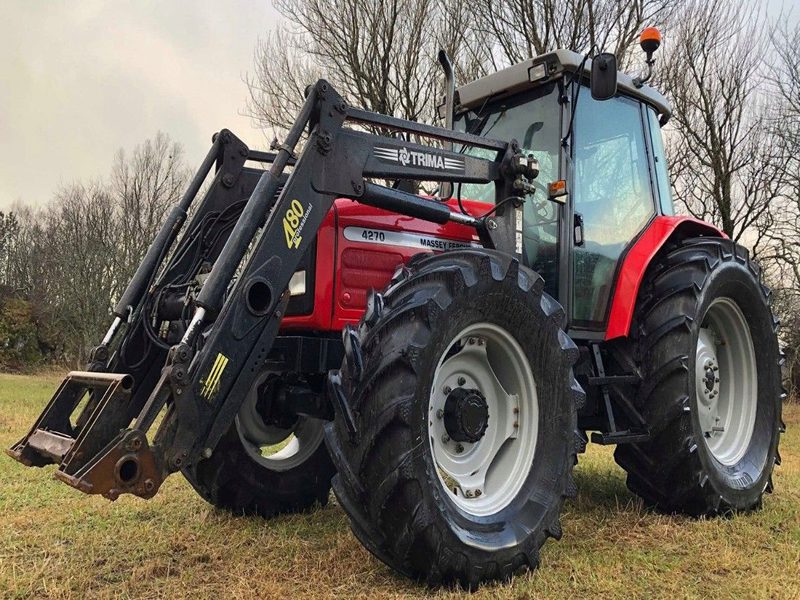 massey-ferguson.jpg Massey Ferguson 4270 - Imagen 1