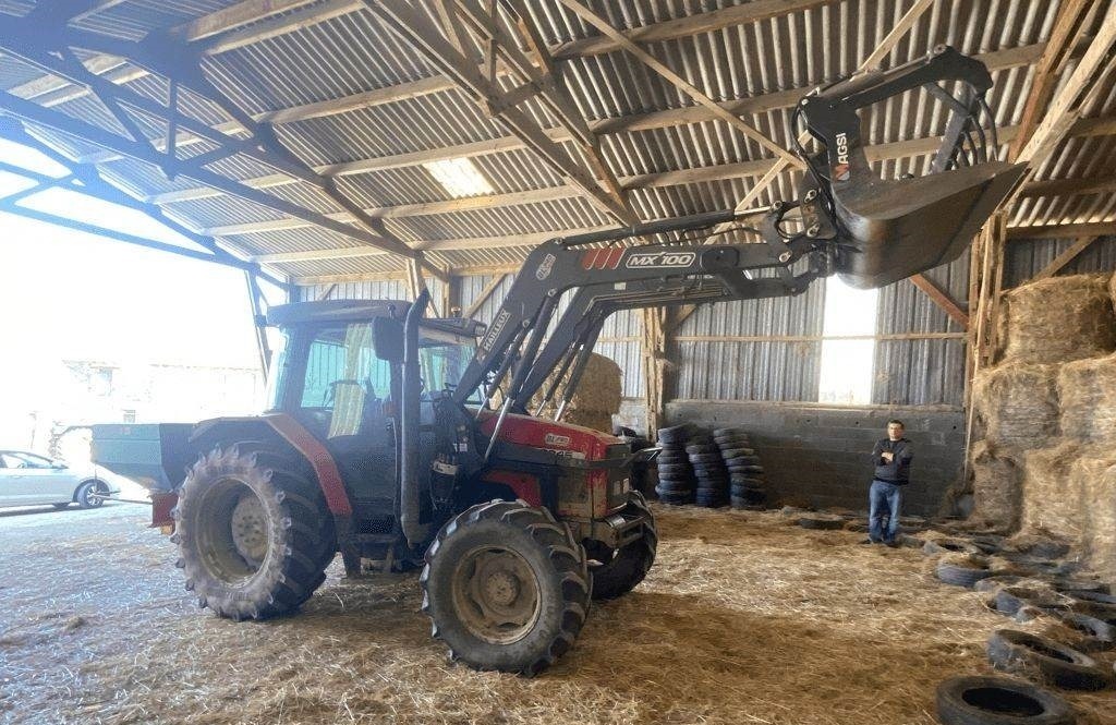 590fa5bb-6c26-4a5d-9cbc-f71ff8980d58 Massey Ferguson 6245 - Imagen 1