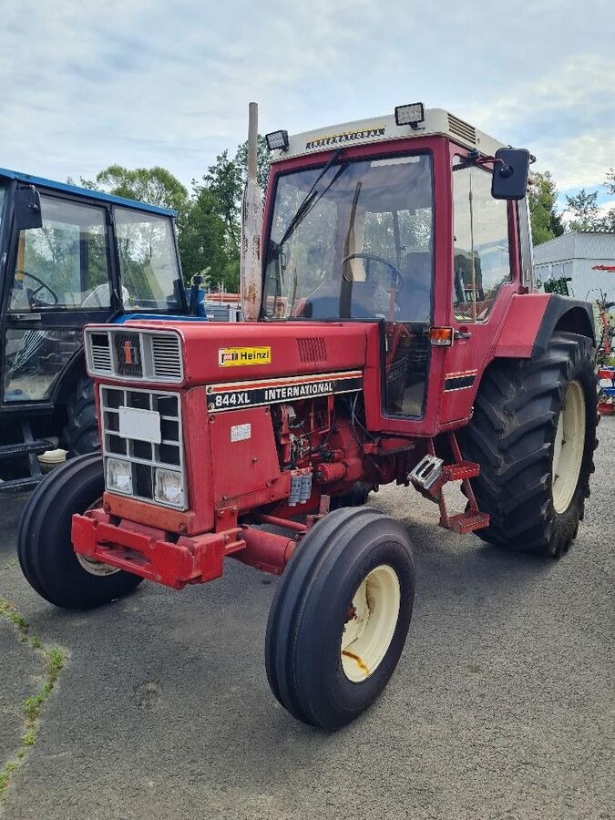 c9a97f9e-2eb6-44d5-b5b3-e9c9e9eb0437 Case IH 844 XL - Imagen 1